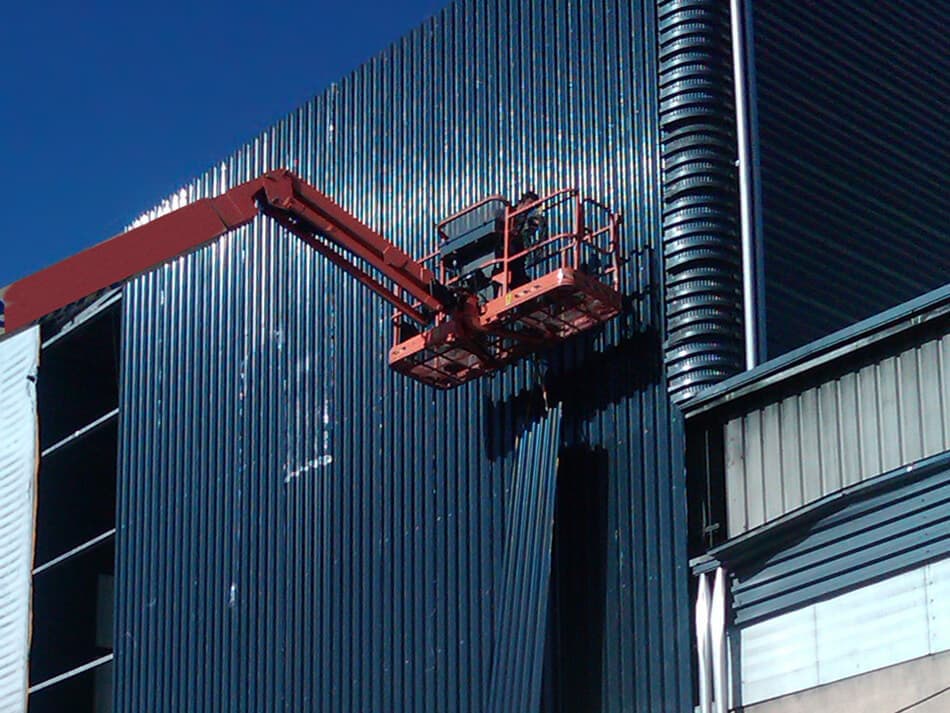 Instalación de panel sandwich en Pontevedra