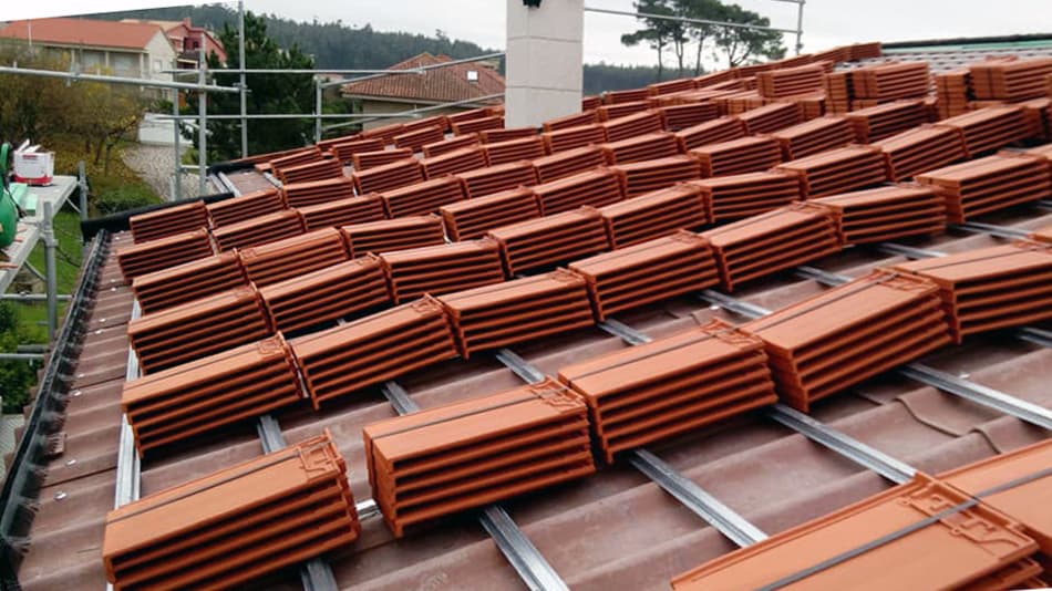 Mantenimiento y reparaciónes de tejados en Pontevedra